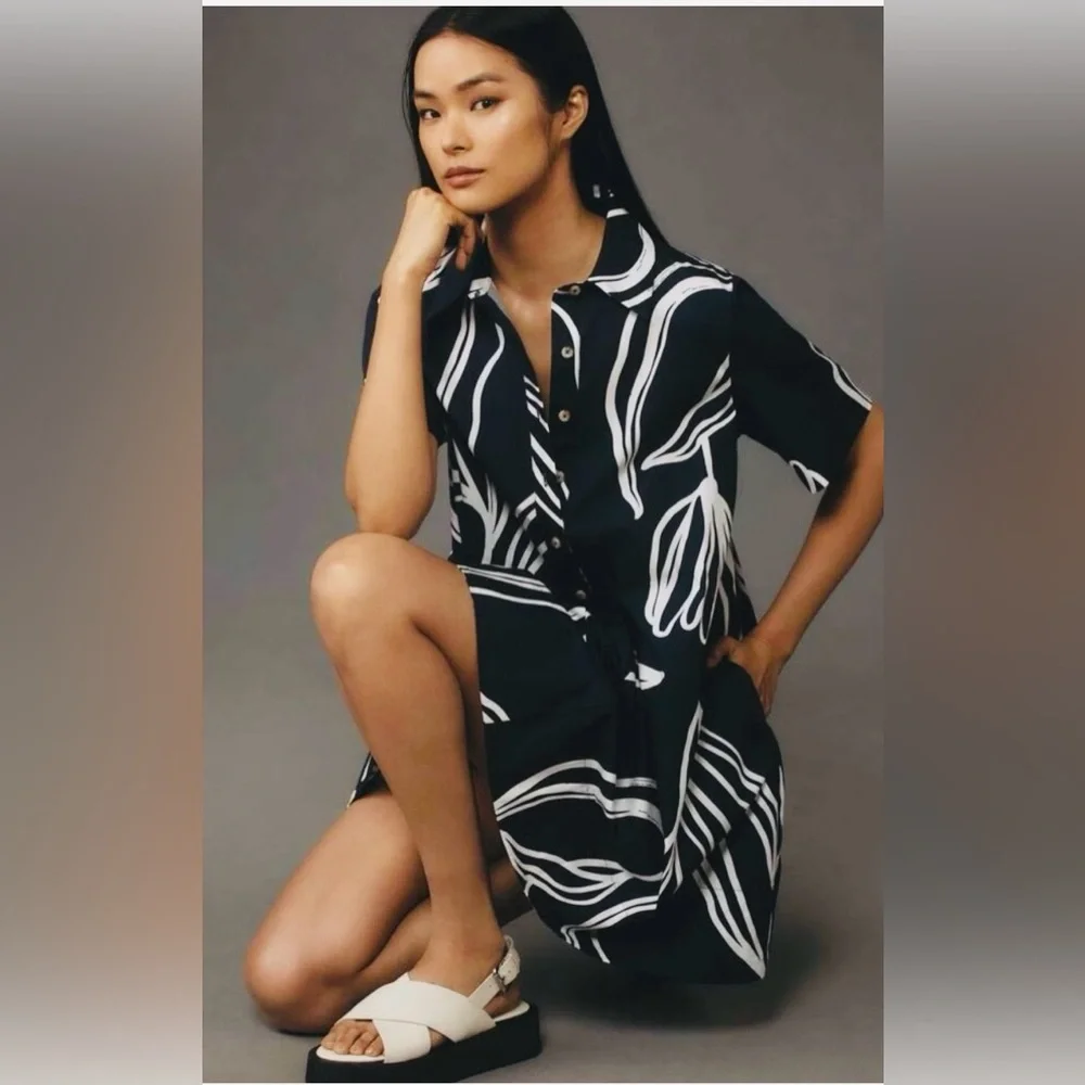 The Pollie Short-Sleeve Swing Tunic Mini Dress - Picture 2 of 9